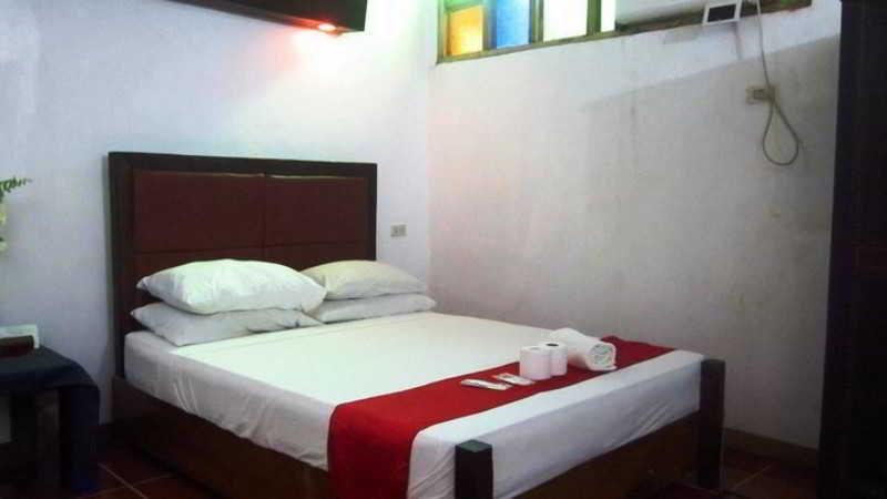 The Lotus Garden Bed & Breakfast Puerto Princesa Exterior photo