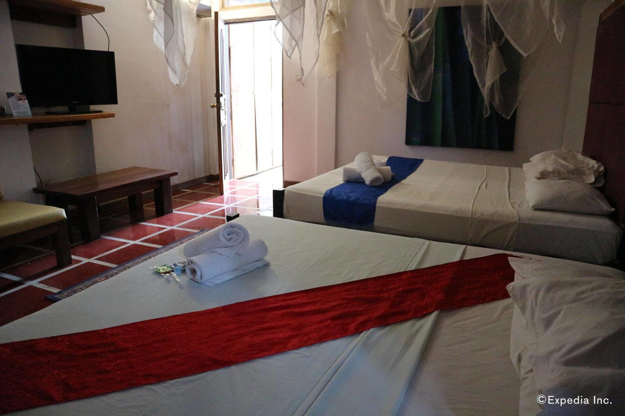 The Lotus Garden Bed & Breakfast Puerto Princesa Exterior photo