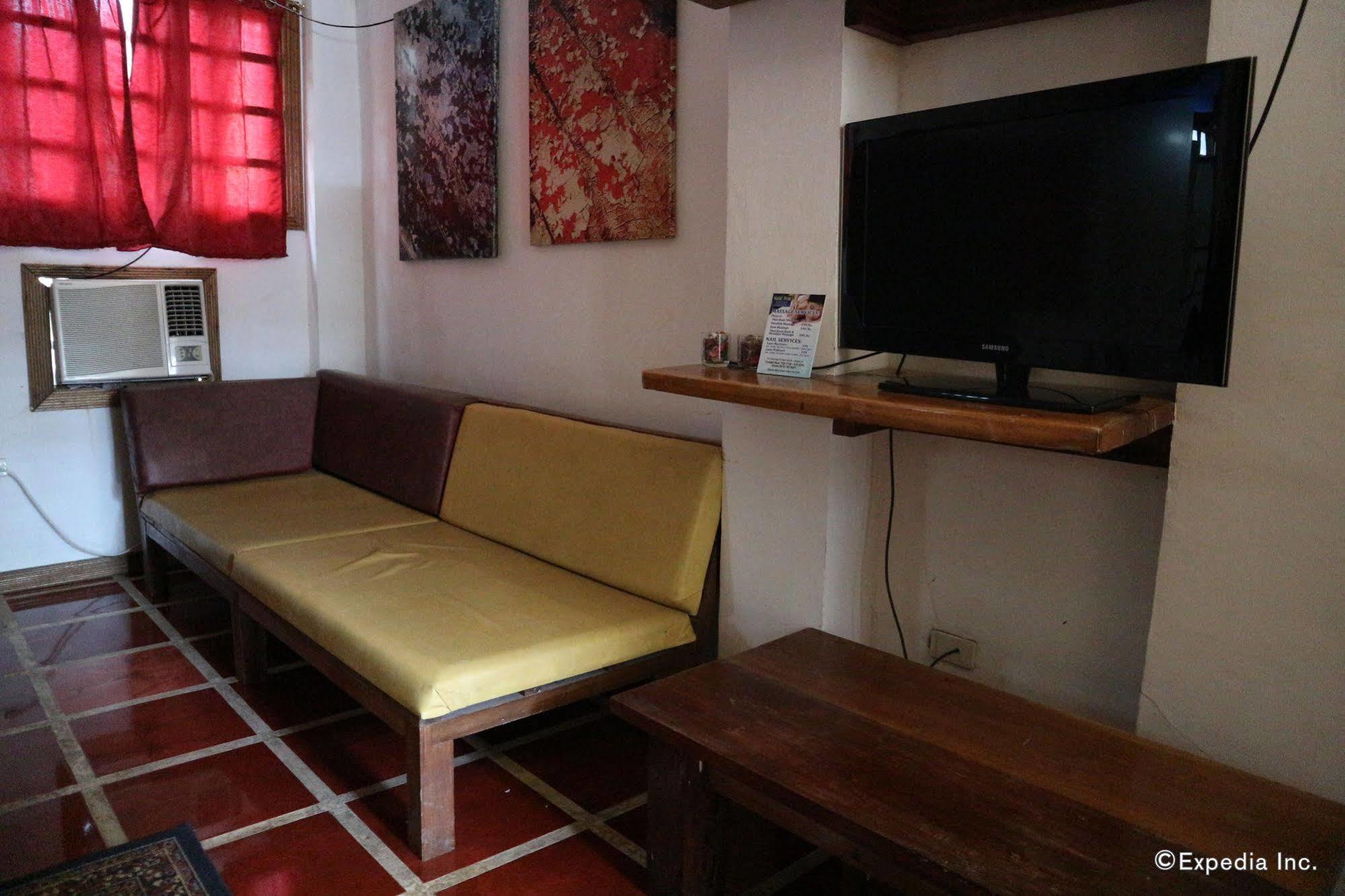 The Lotus Garden Bed & Breakfast Puerto Princesa Exterior photo