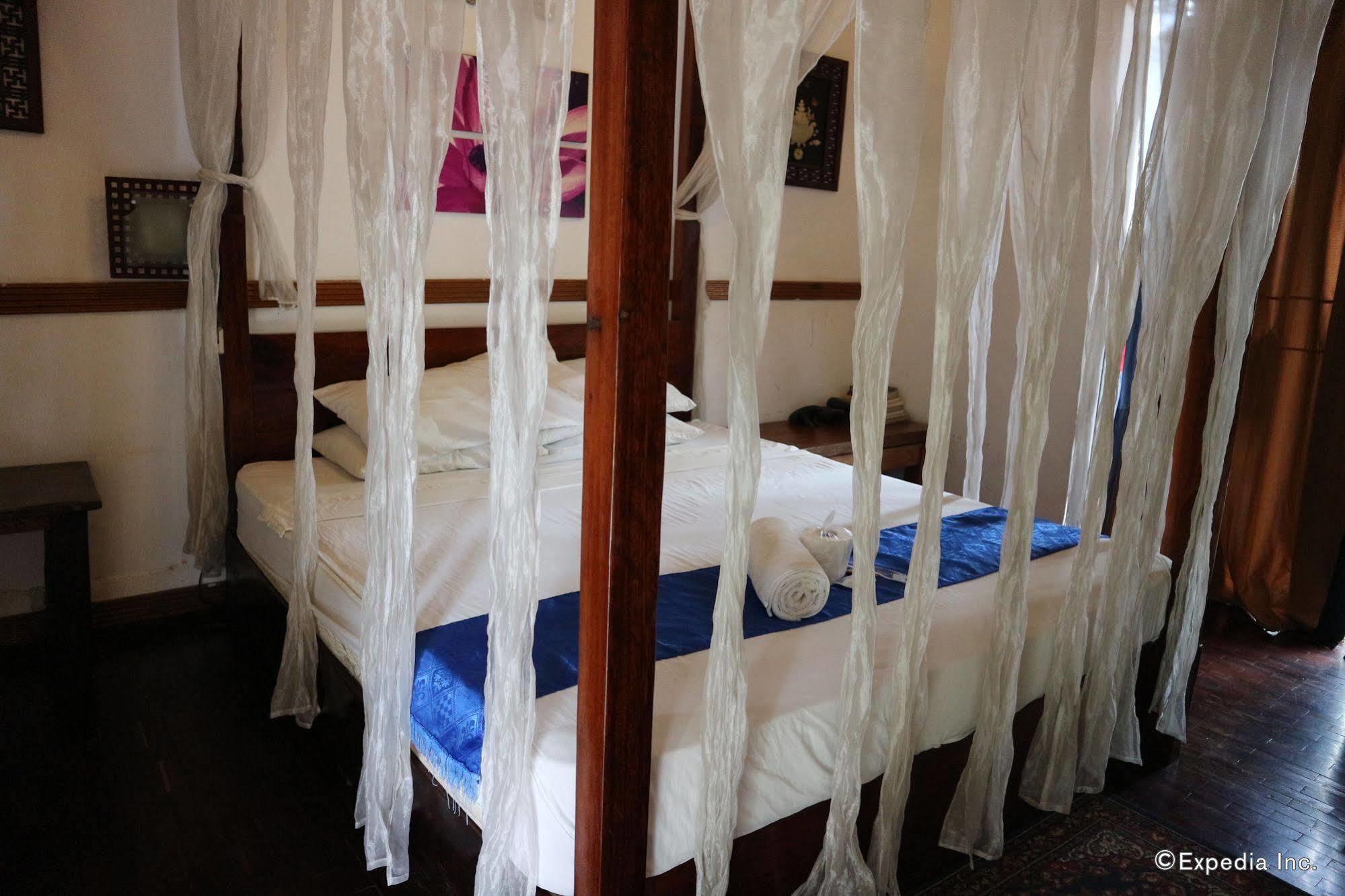 The Lotus Garden Bed & Breakfast Puerto Princesa Exterior photo